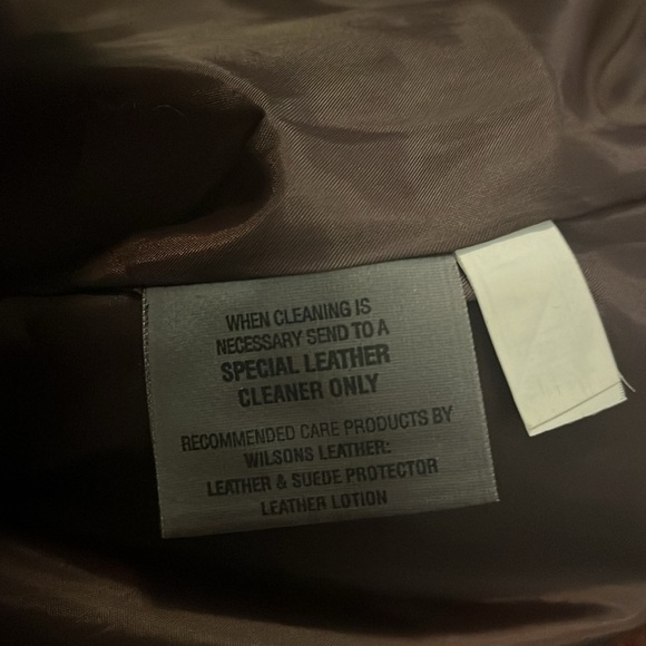 Wilson Leather Maxima Vintage
Blazer size Large excellent condition - Picture 8 of 10
